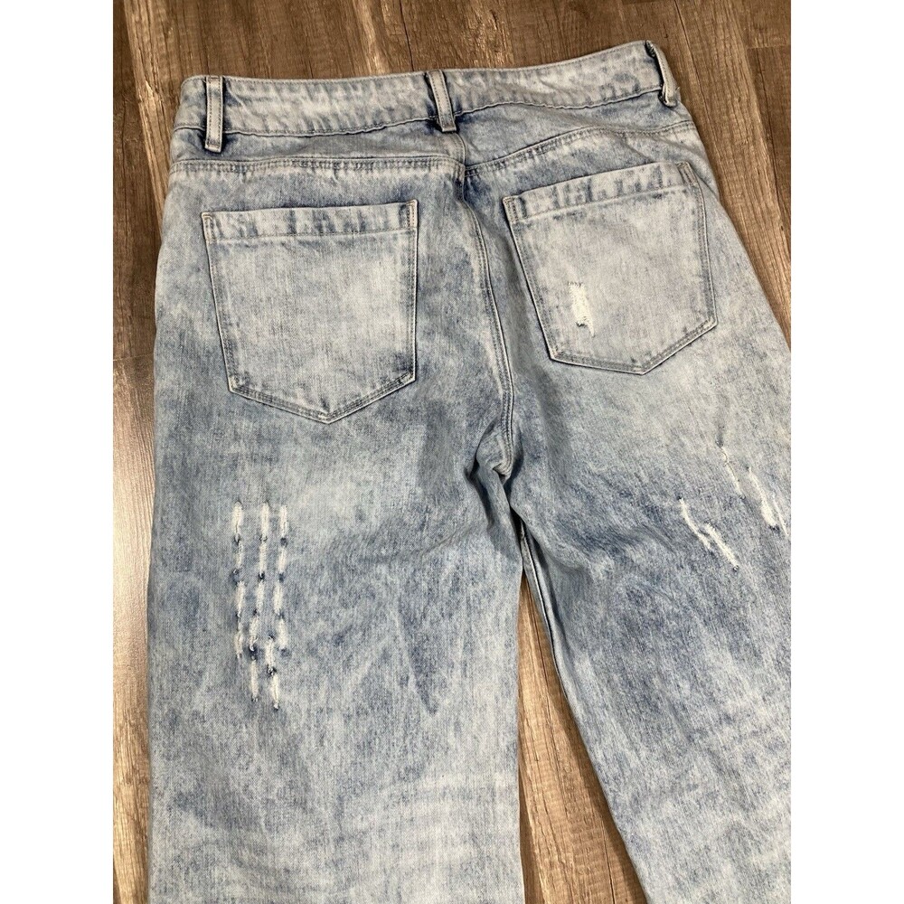 Distressed Light Blue Wide Leg Jeans - Picture 5 of 6